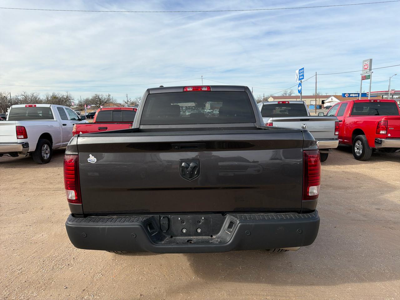 RAM 1500 Classic  2024