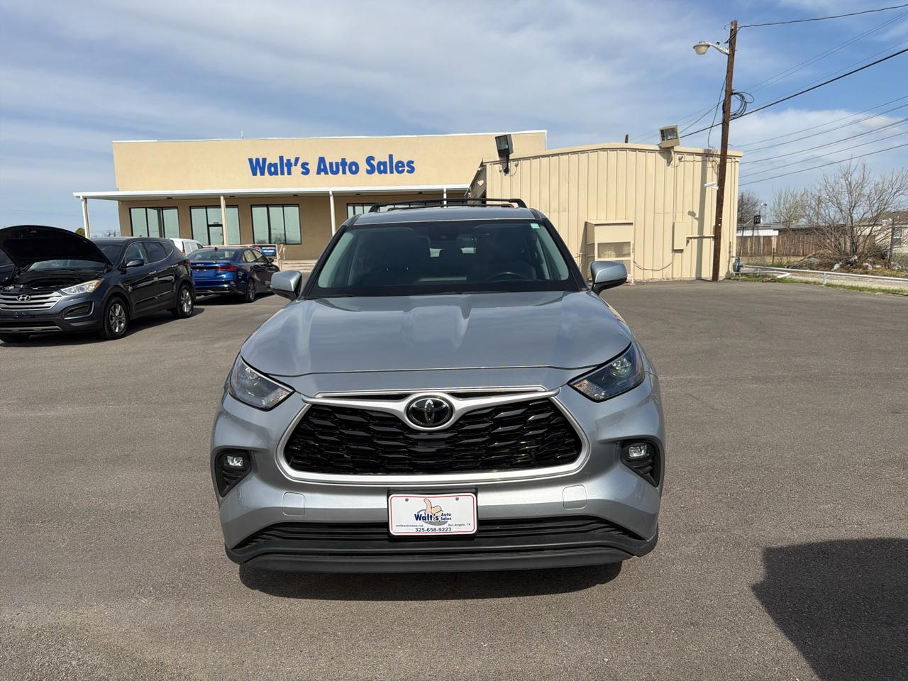 2023 Toyota Highlander LE