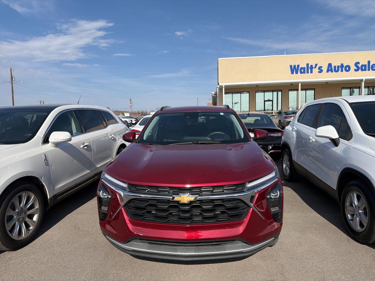 2025 Chevrolet Trax FWD LT