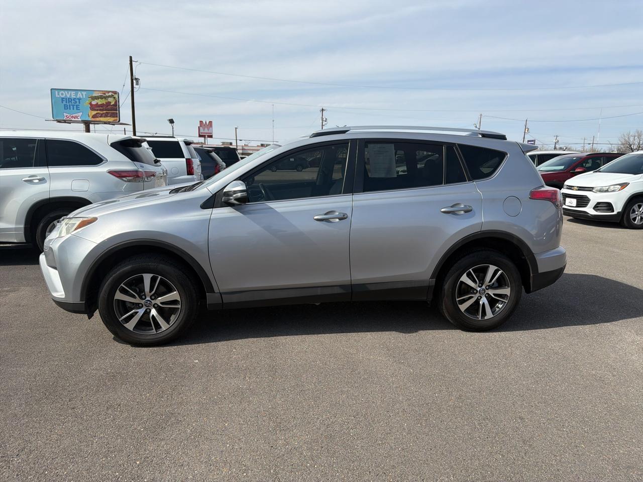 Toyota RAV4  2016