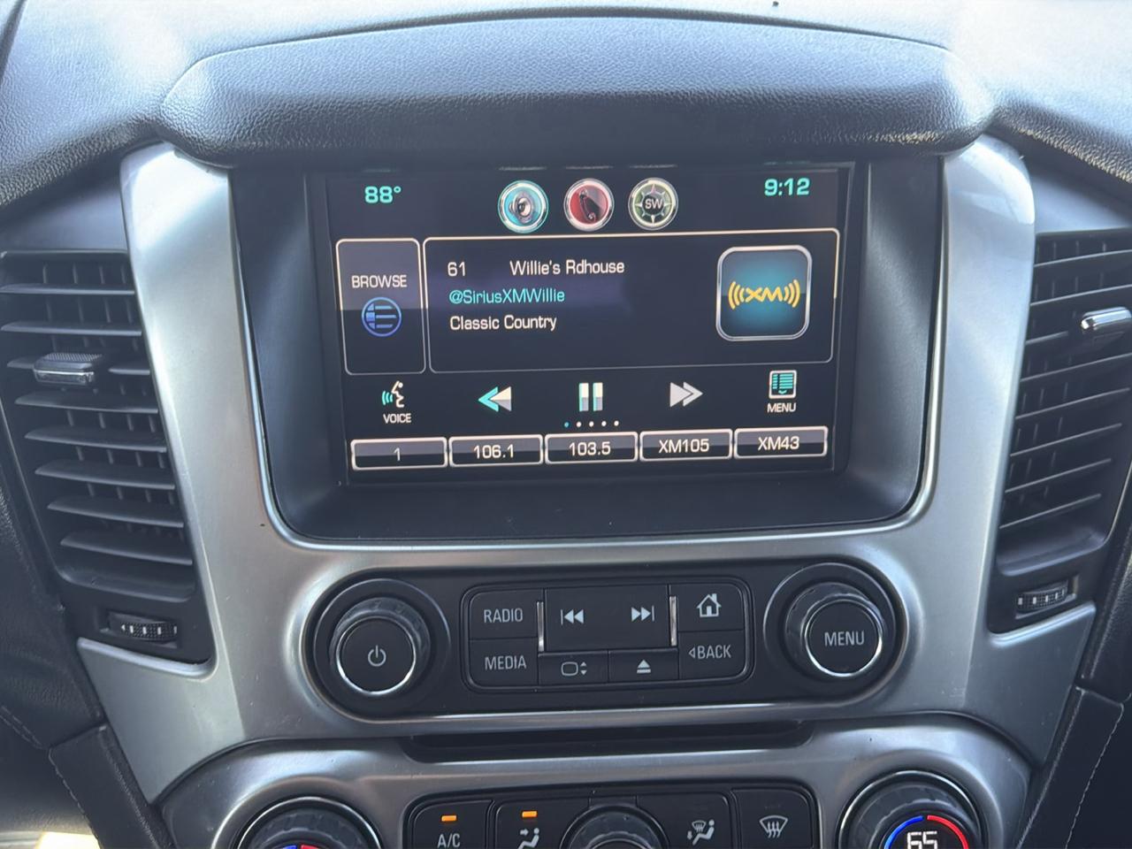 Chevrolet Tahoe  2015