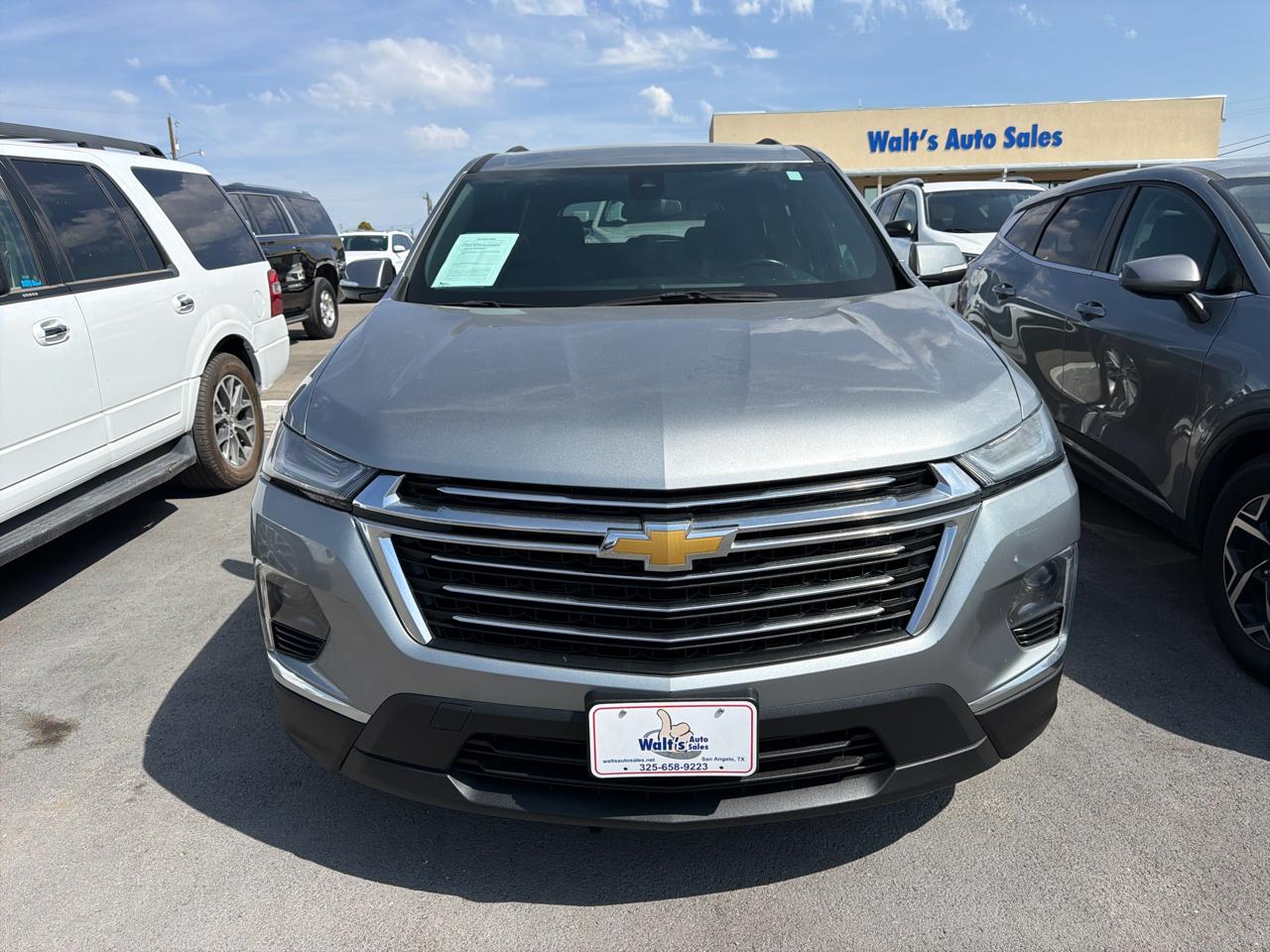 2023 Chevrolet Traverse LT Cloth FWD