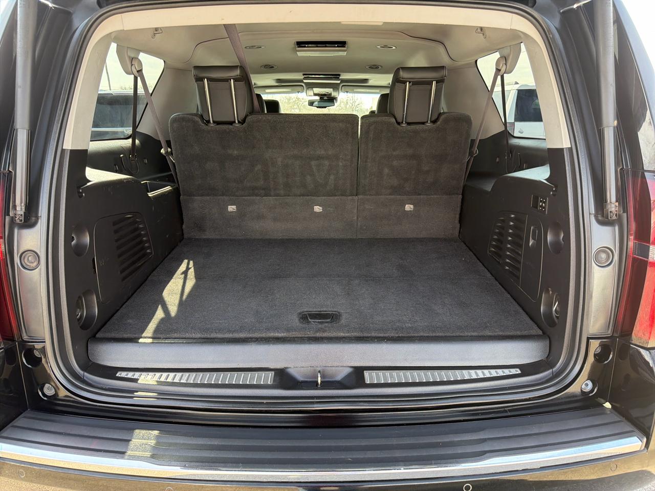 Chevrolet Suburban  2015