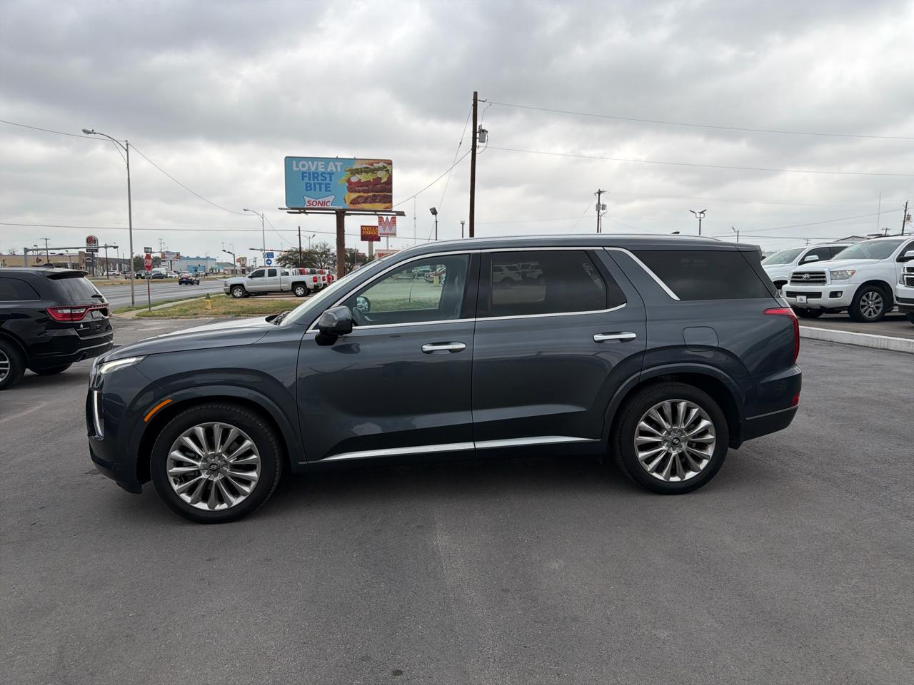 Hyundai Palisade  2020