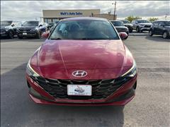2022 Hyundai Elantra 