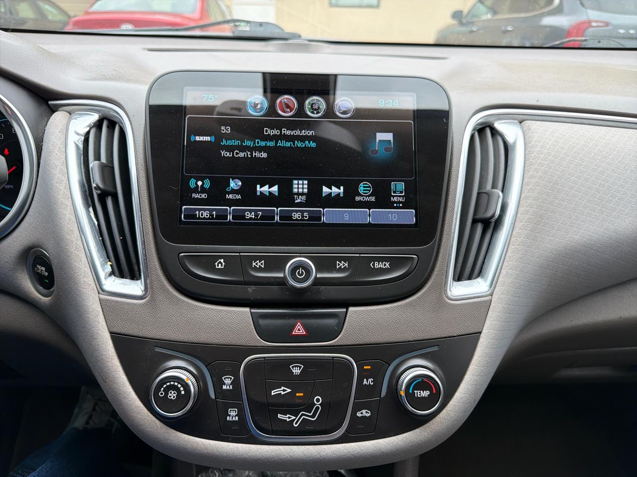 Chevrolet Malibu  2018