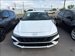 2025 Hyundai Elantra 