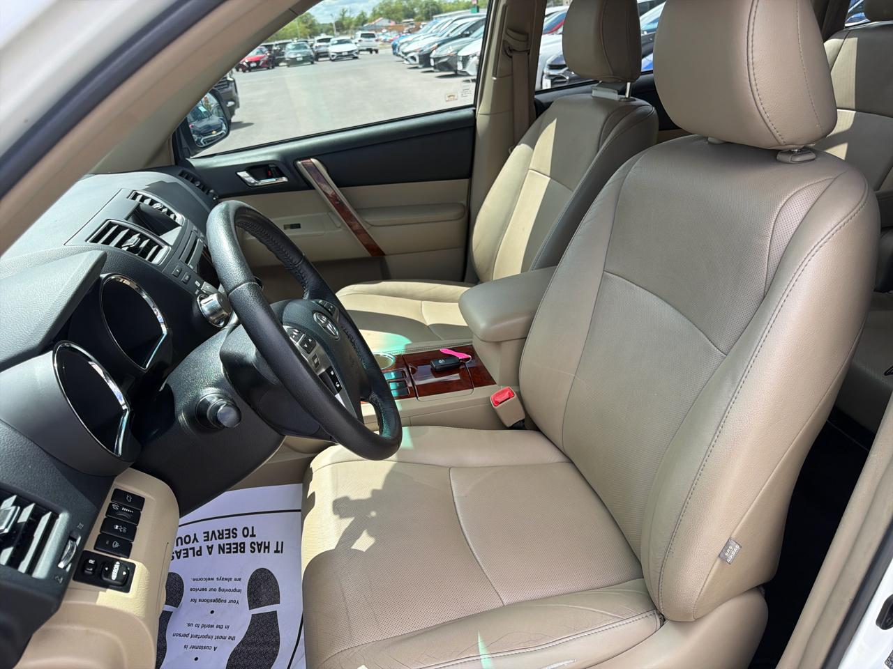 Toyota Highlander  2012