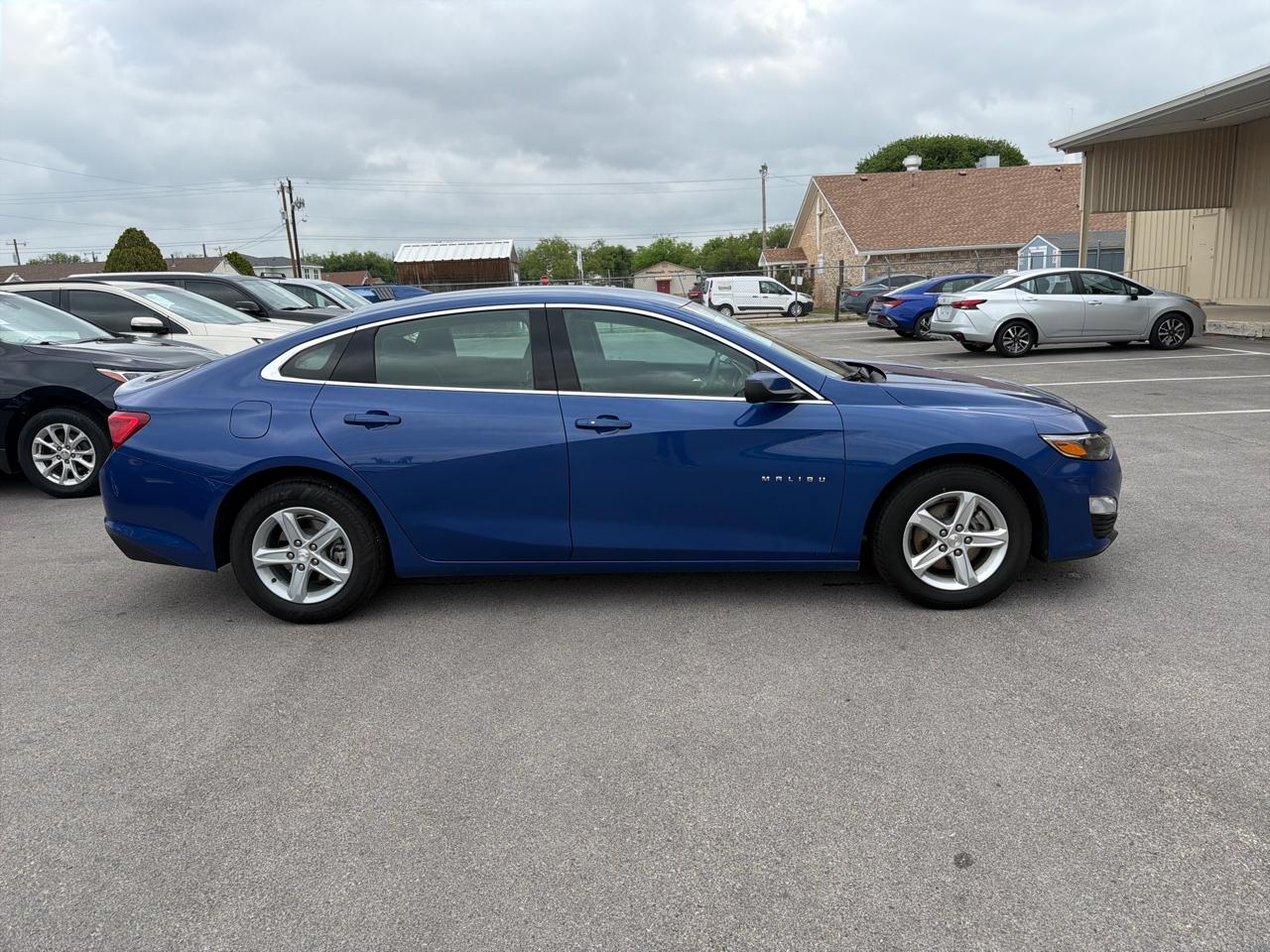 Chevrolet Malibu  2023