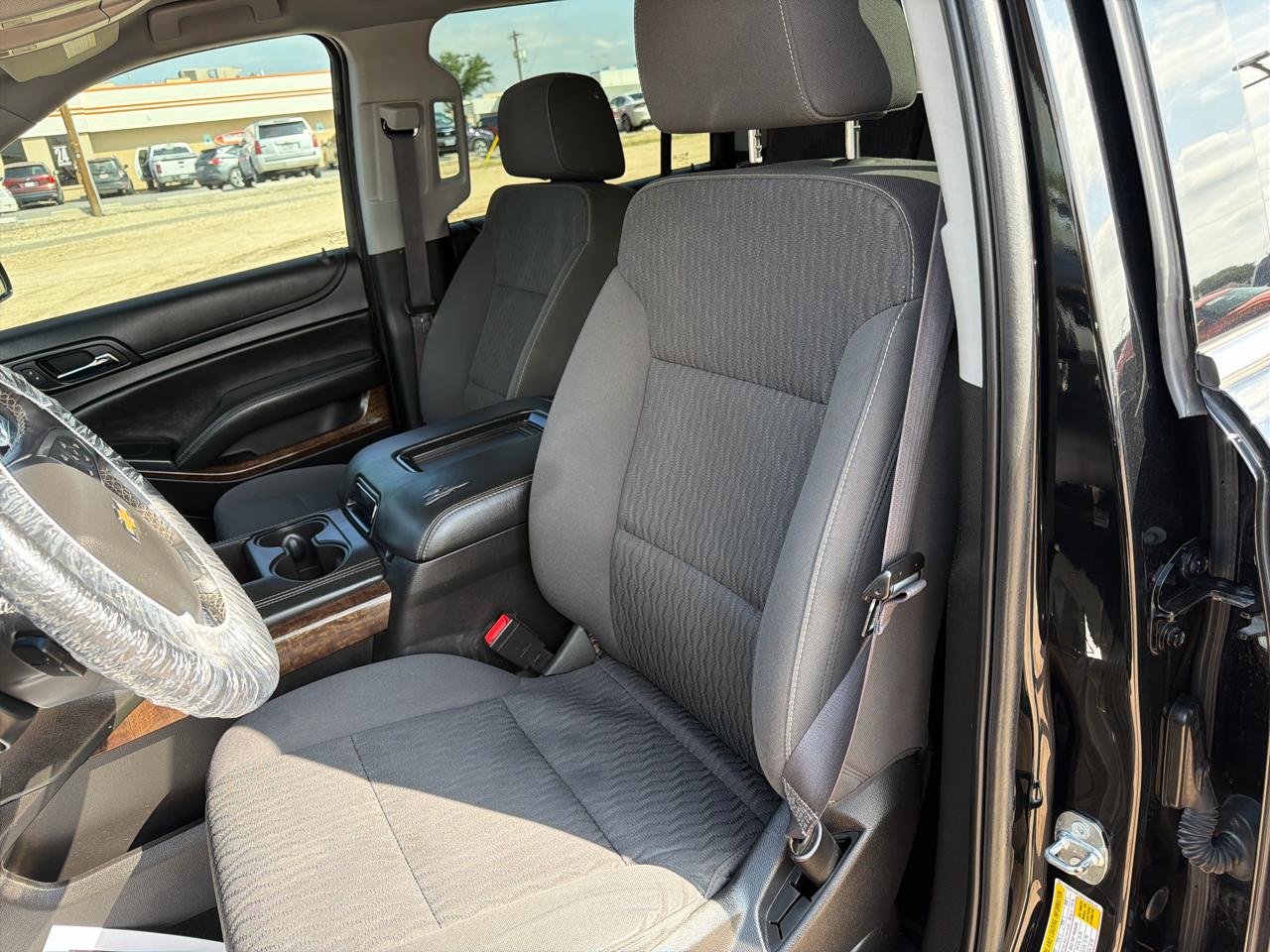 Chevrolet Suburban  2017