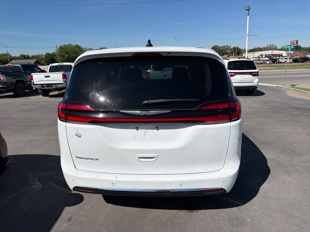 Chrysler Pacifica  2023