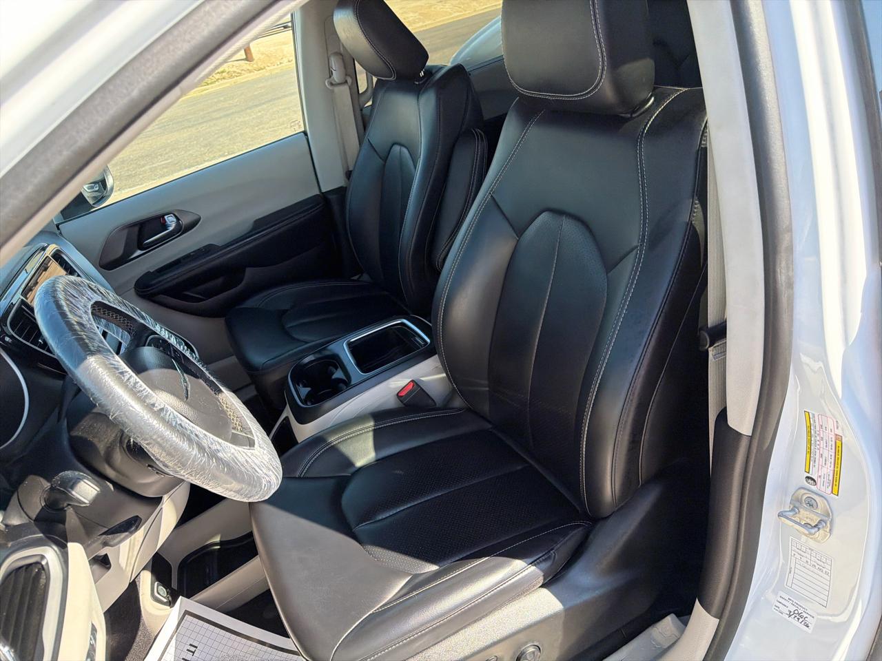 Chrysler Pacifica  2023