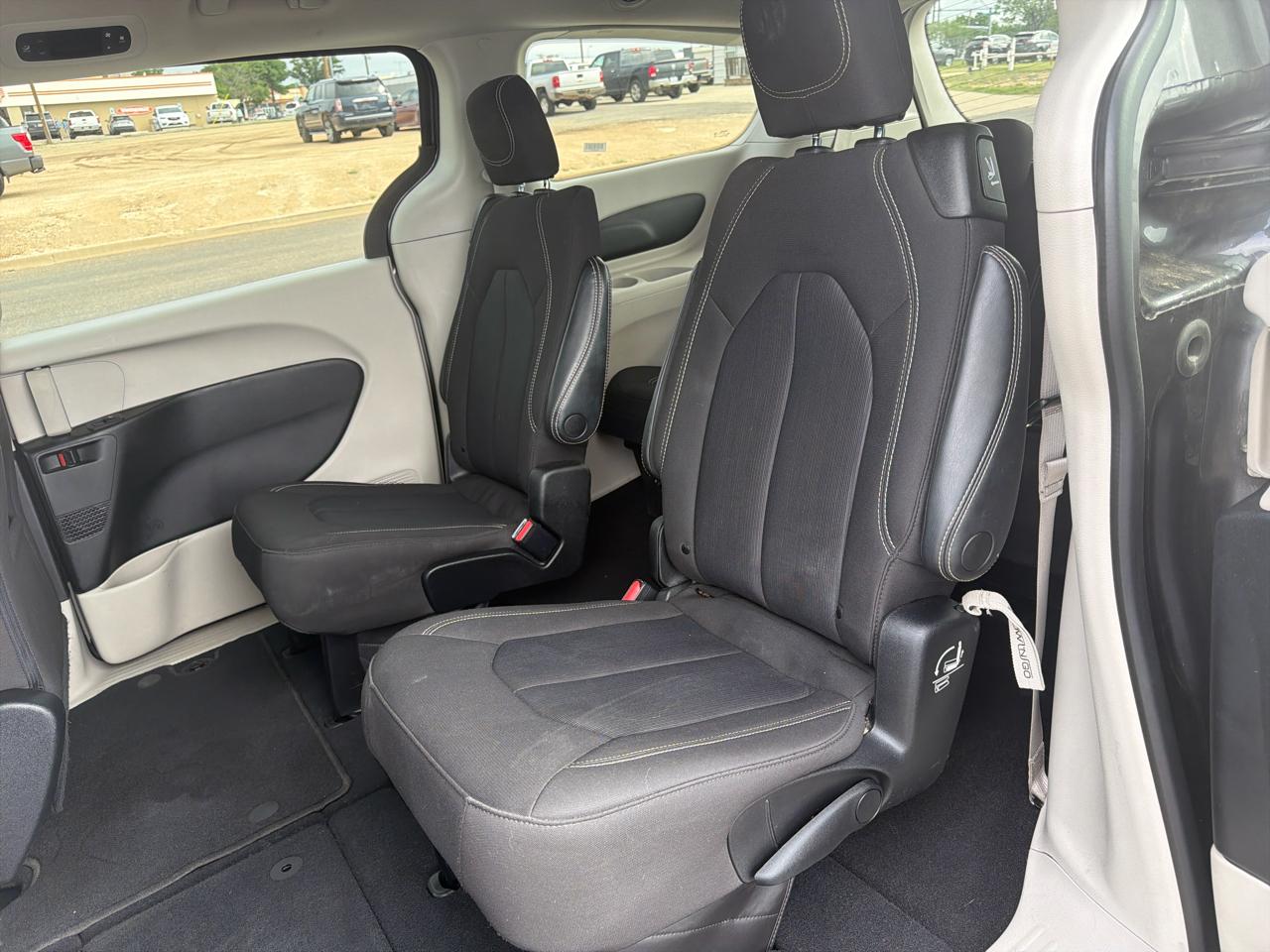 Chrysler Voyager  2023