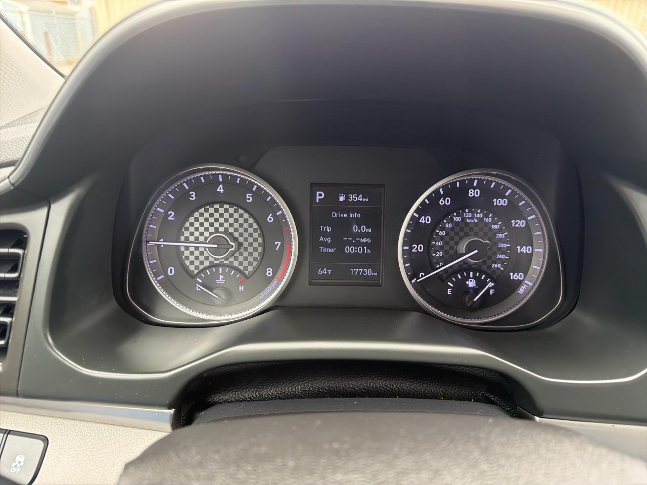 Hyundai Elantra  2020