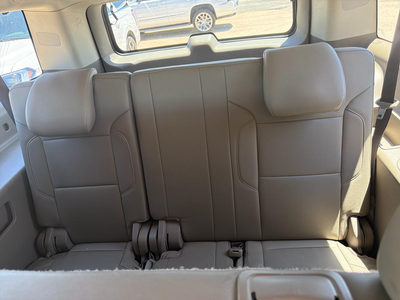 Chevrolet Suburban  2018