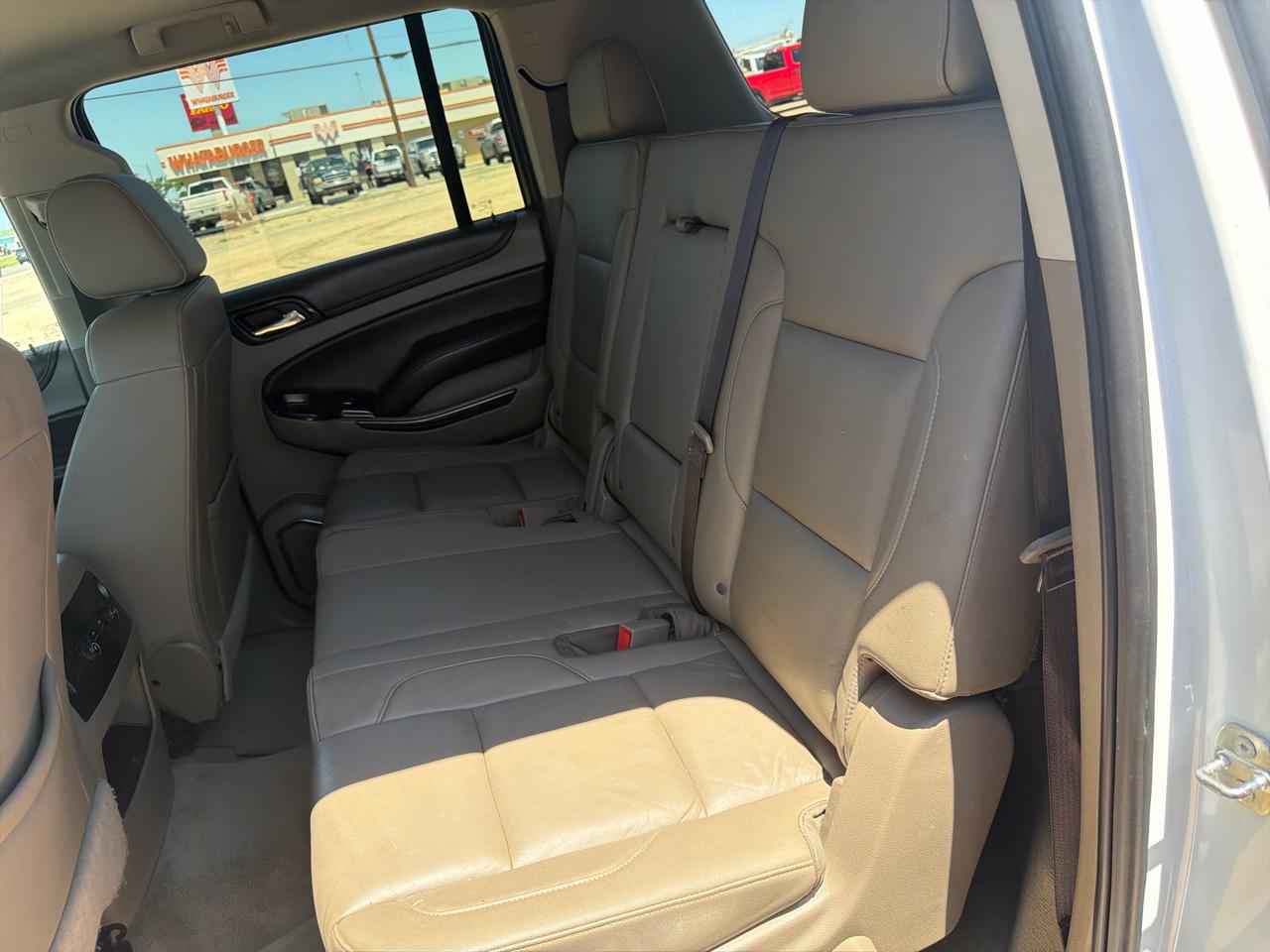 Chevrolet Suburban  2018