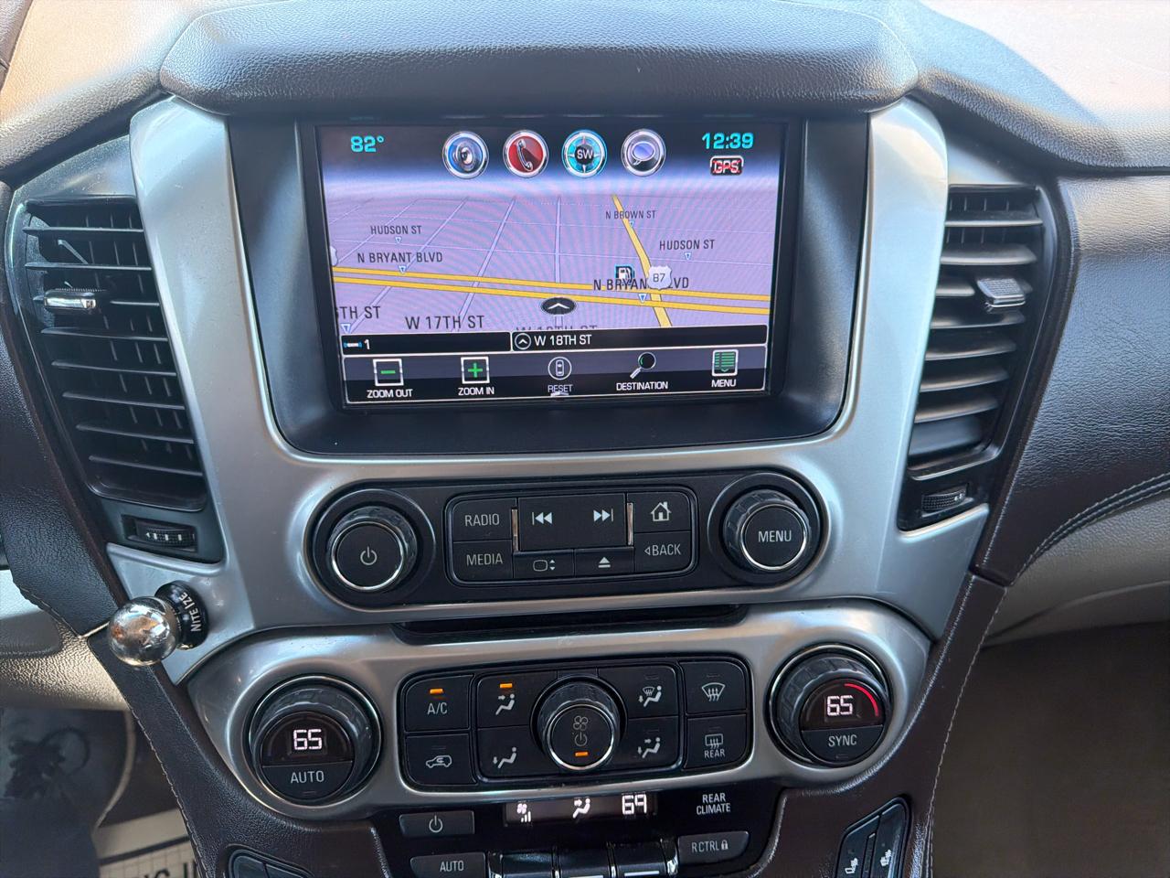 Chevrolet Suburban  2018