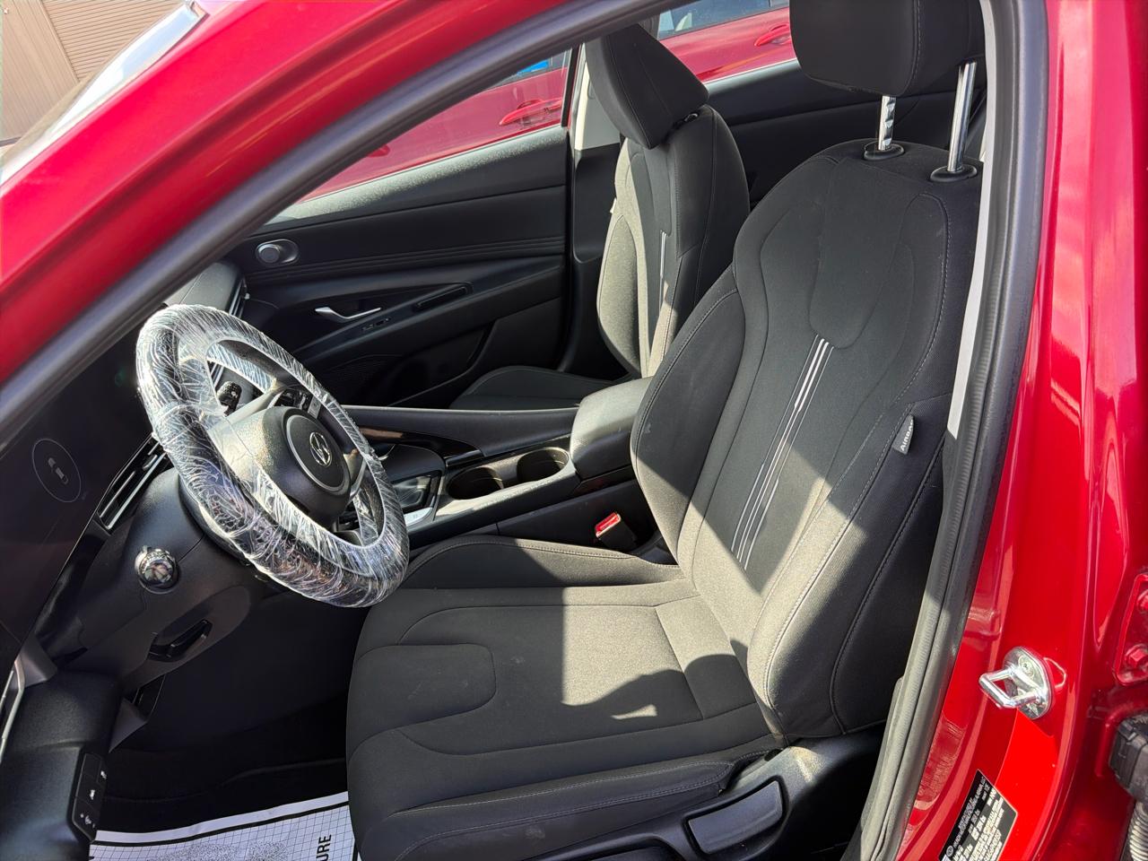 Hyundai Elantra  2023