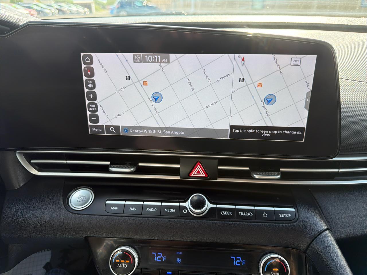 Hyundai Elantra  2023