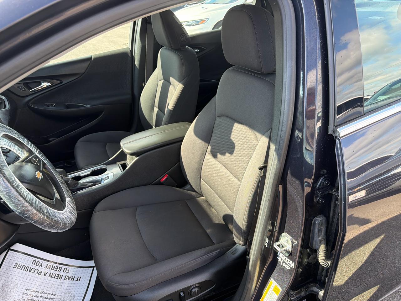 Chevrolet Malibu  2023