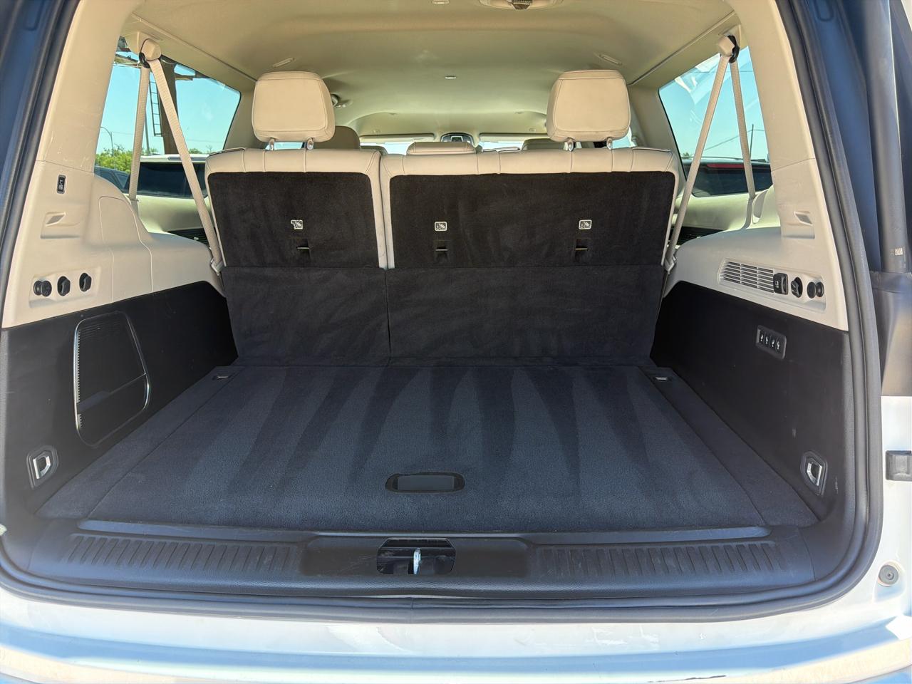 Jeep Wagoneer L  2024