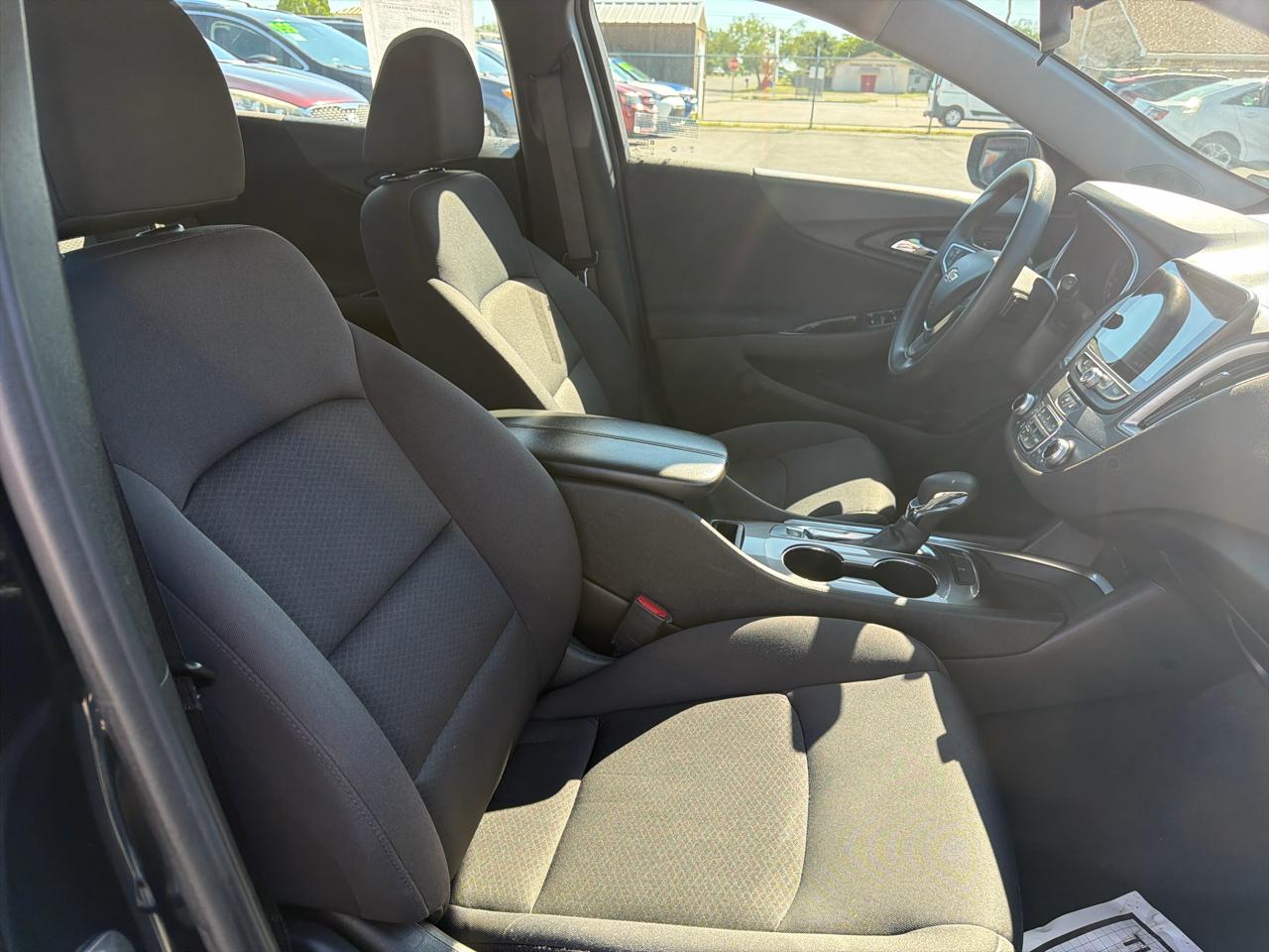 Chevrolet Malibu  2022