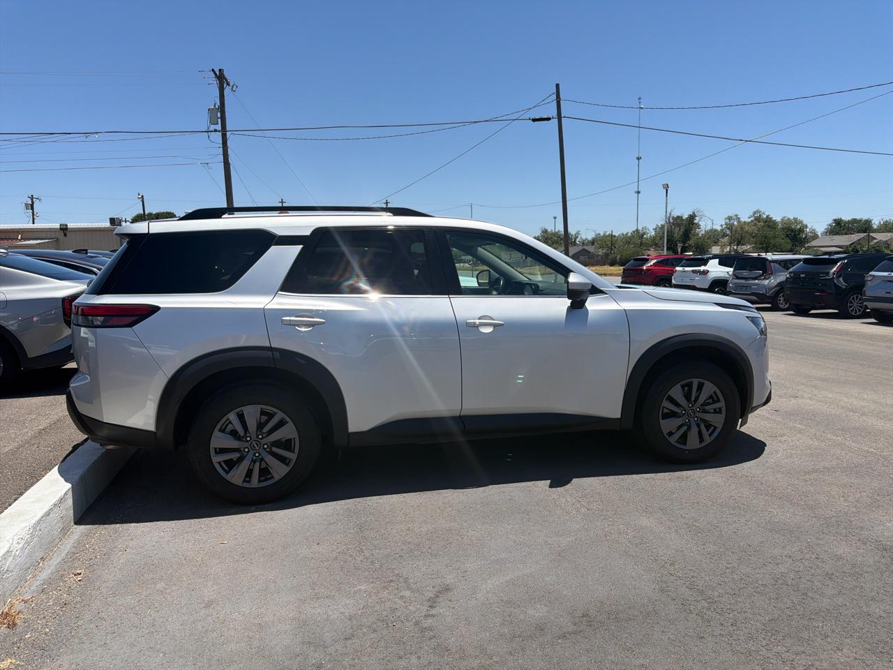 Nissan Pathfinder  2024