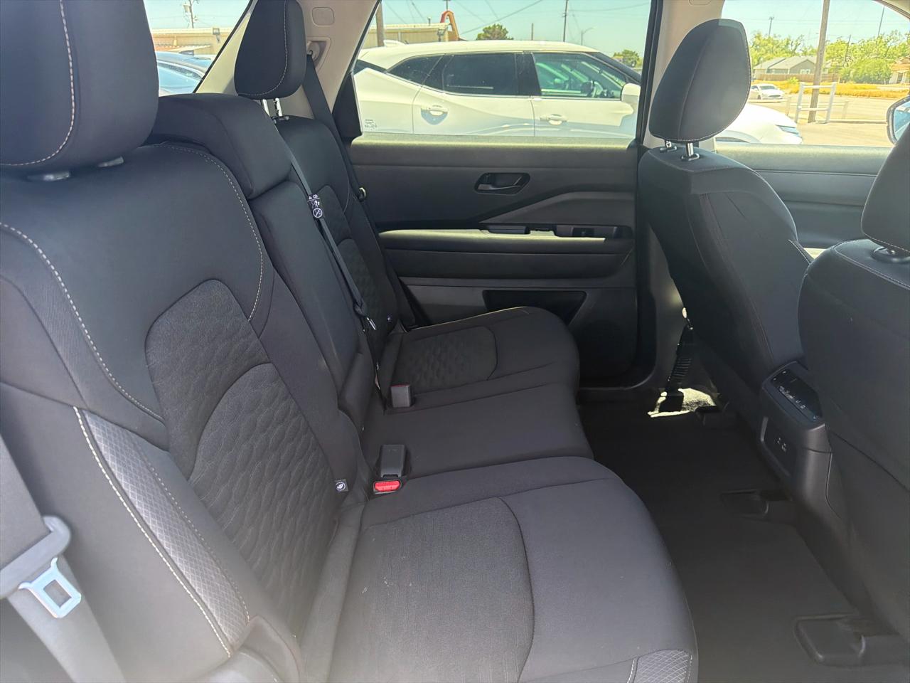 Nissan Pathfinder  2024
