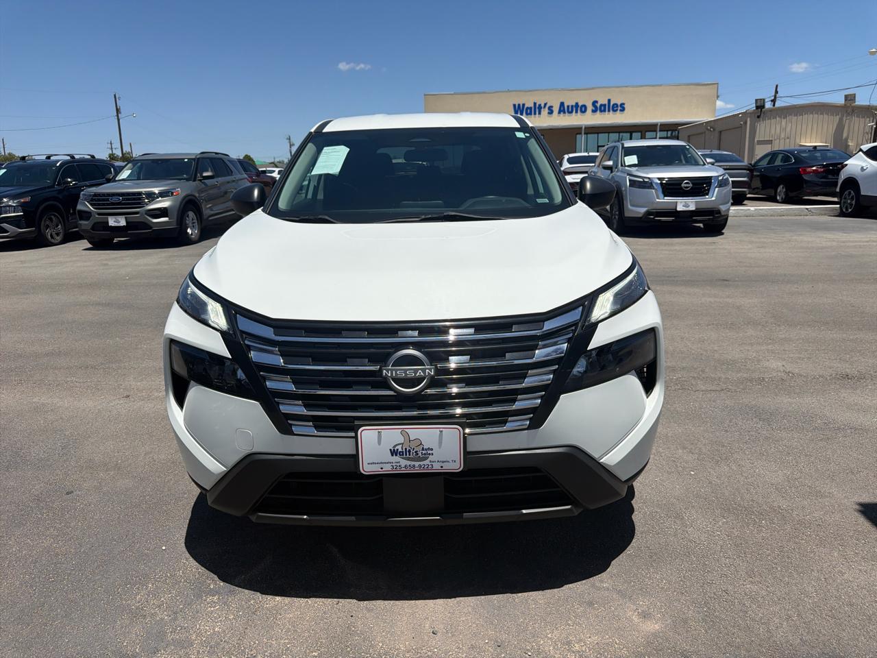 Nissan Rogue  2024