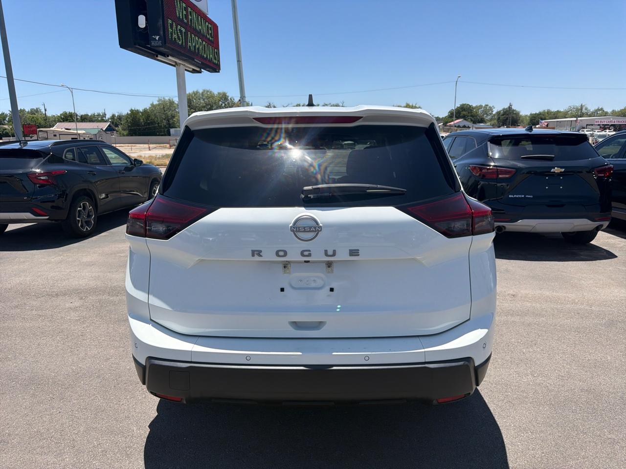 Nissan Rogue  2024