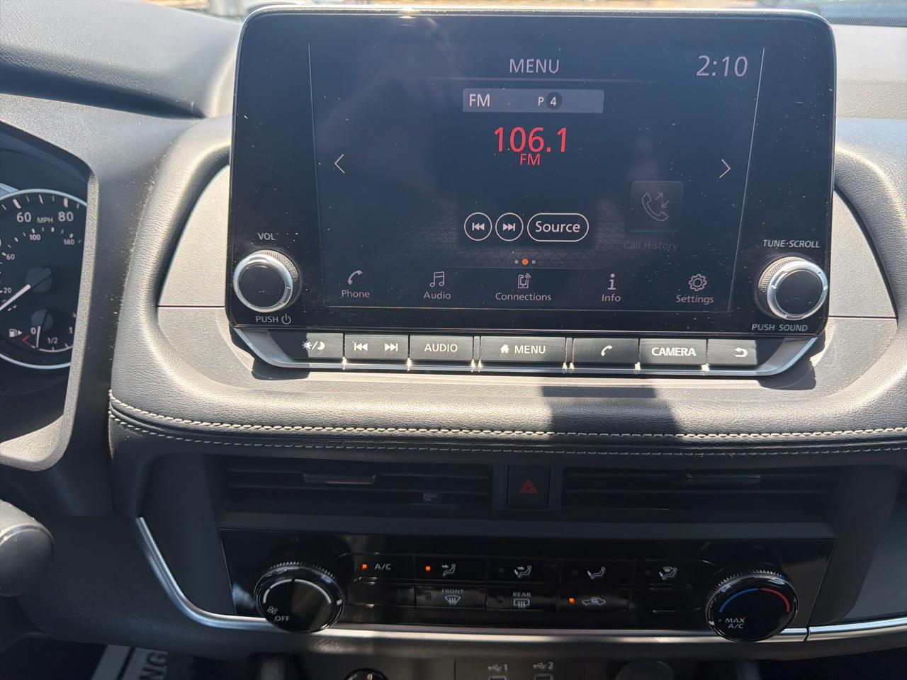 Nissan Rogue  2024