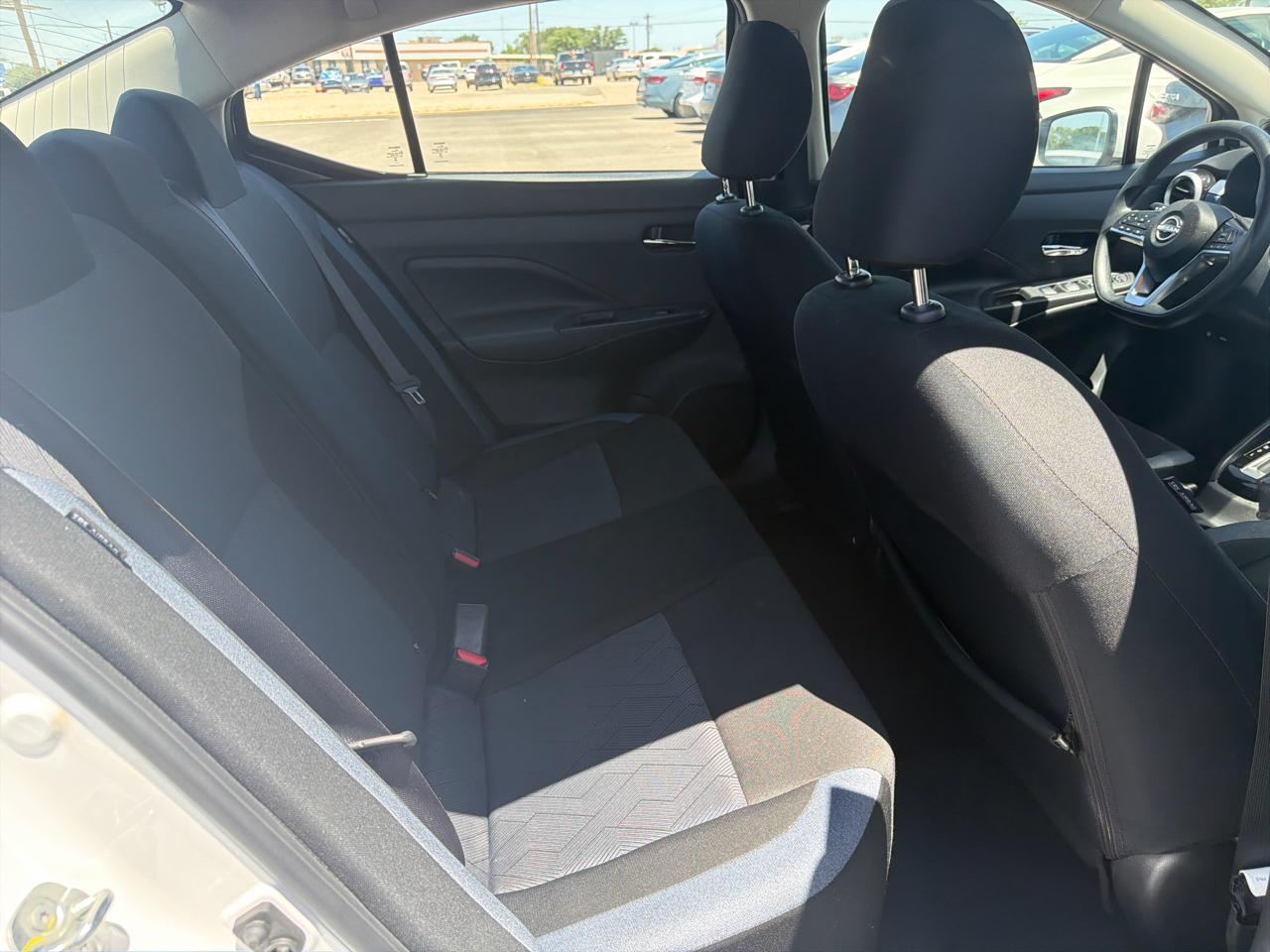 Nissan Versa  2024