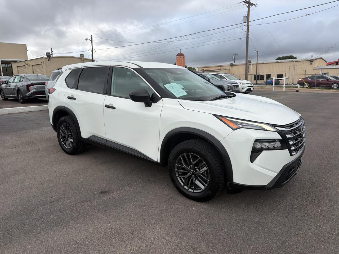 Nissan Rogue  2024
