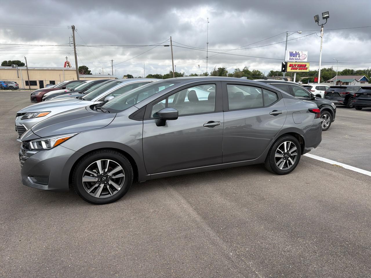 Nissan Versa  2024