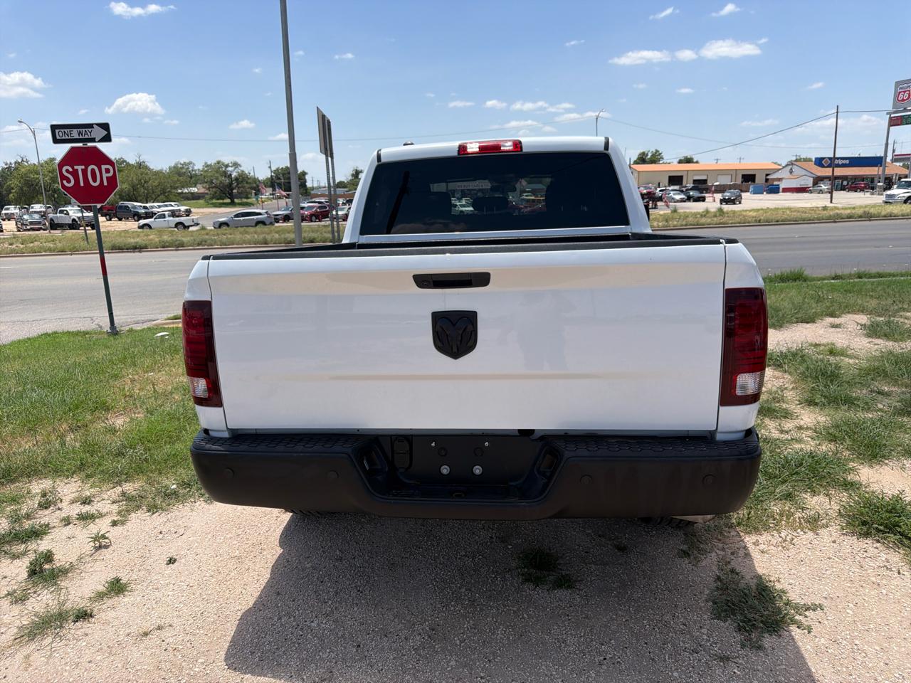 RAM 1500 Classic  2024