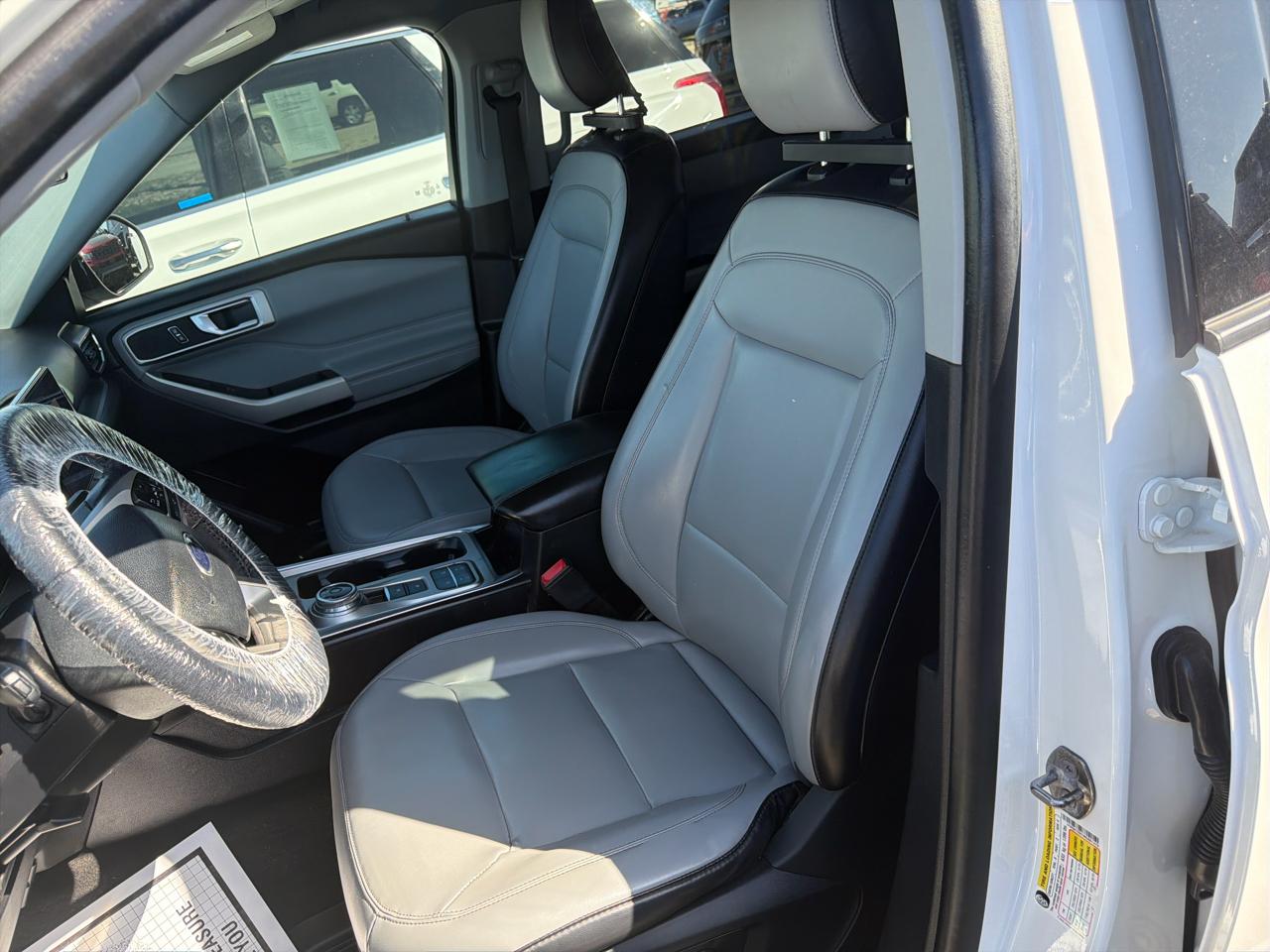 Ford Explorer  2021