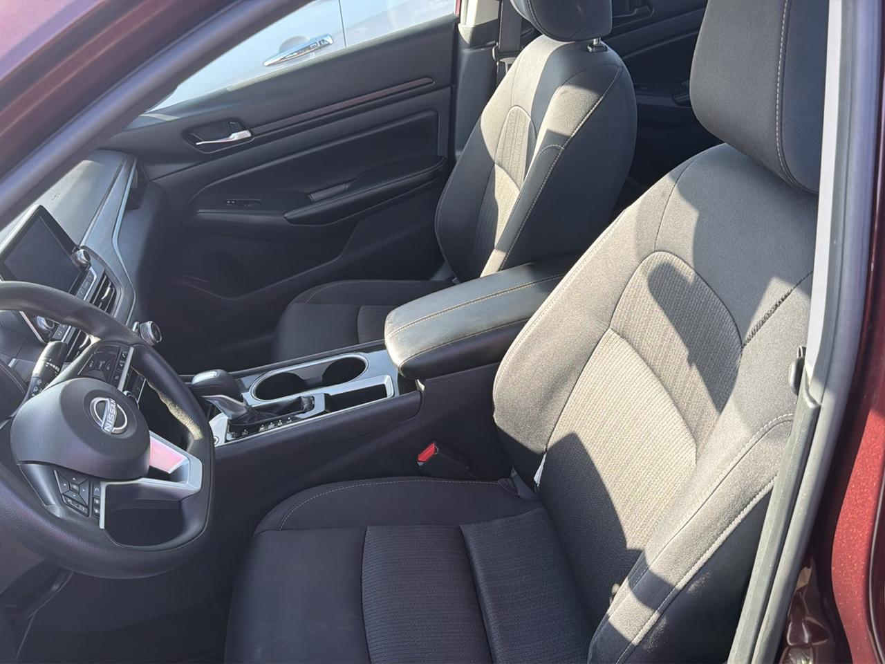 Nissan Altima  2024