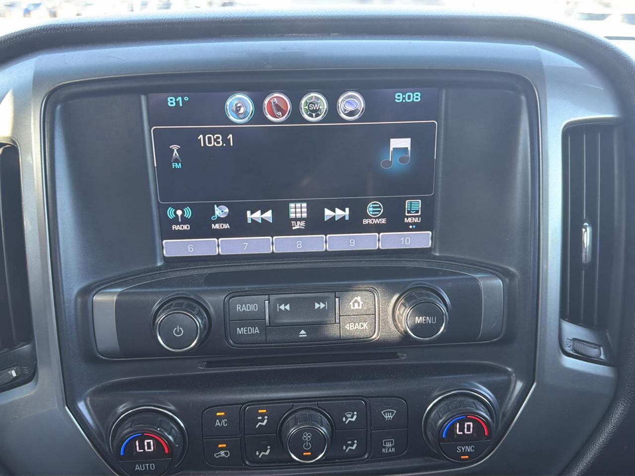 Chevrolet Silverado 1500  2018