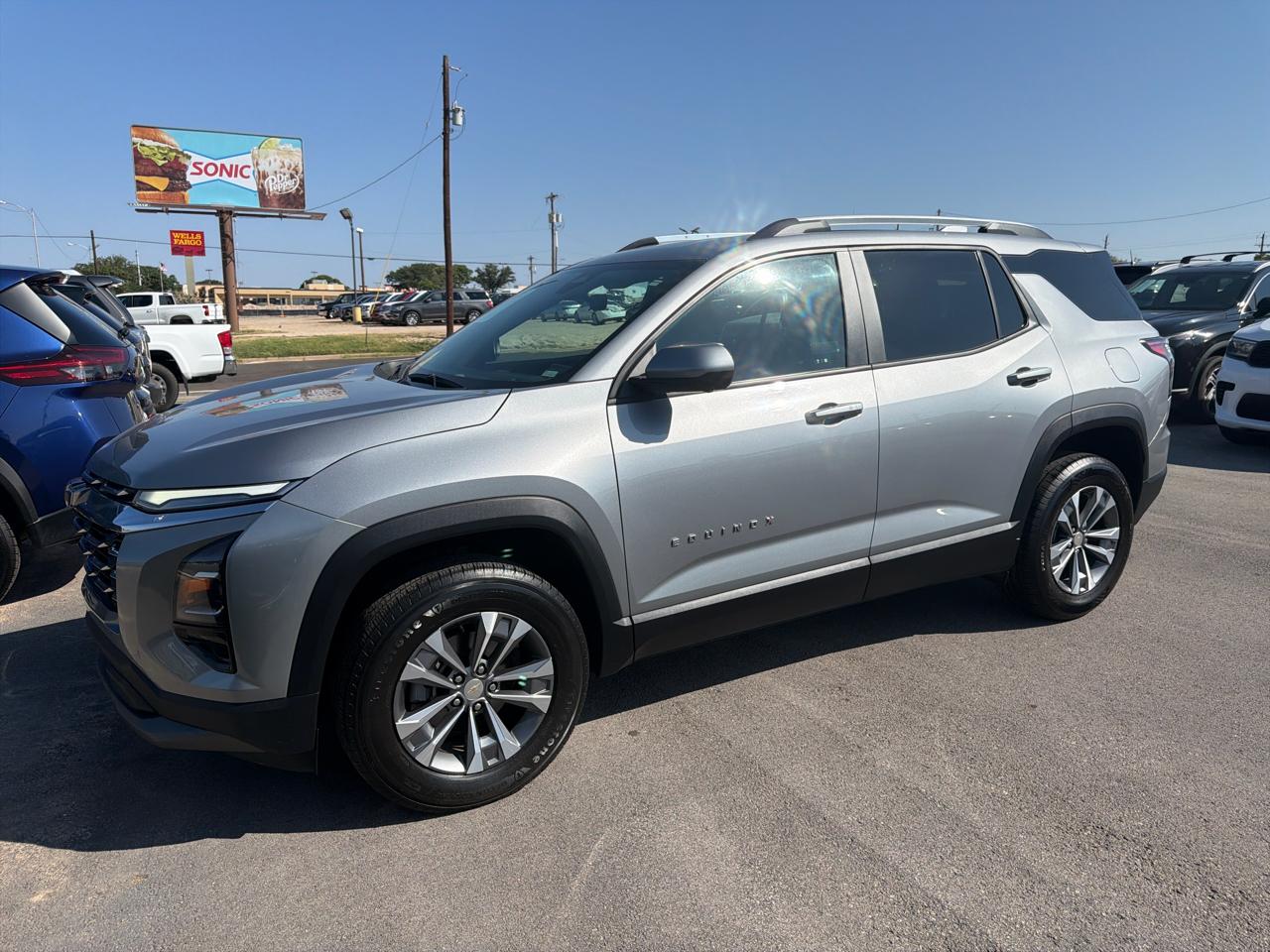 2025 Chevrolet Equinox FWD LT