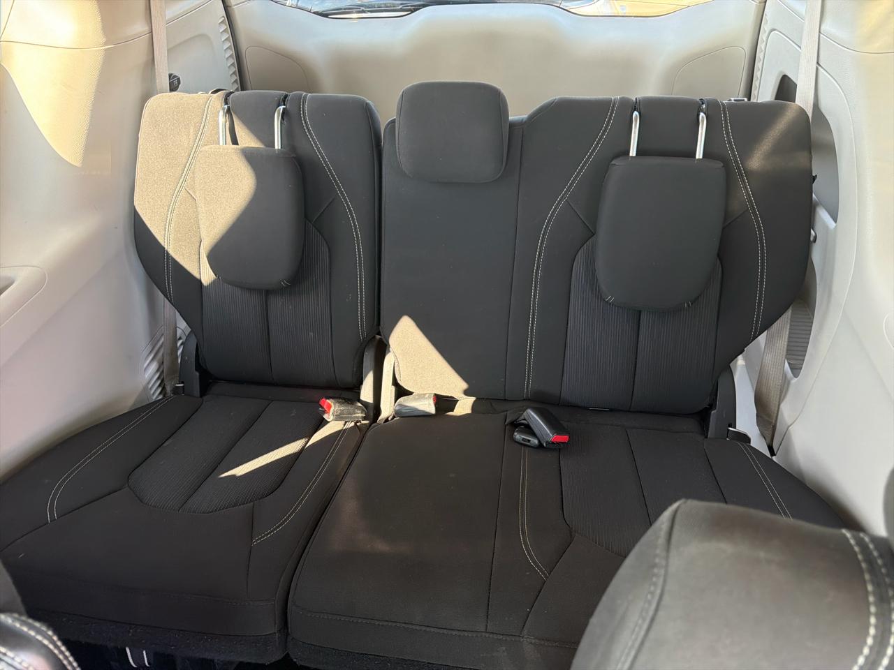 Chrysler Voyager  2023