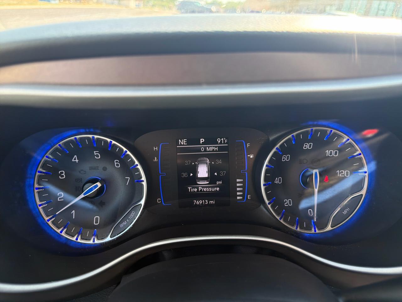 Chrysler Voyager  2023
