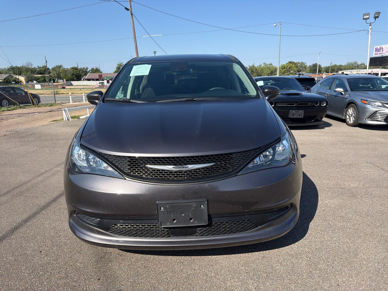 Chrysler Voyager  2023