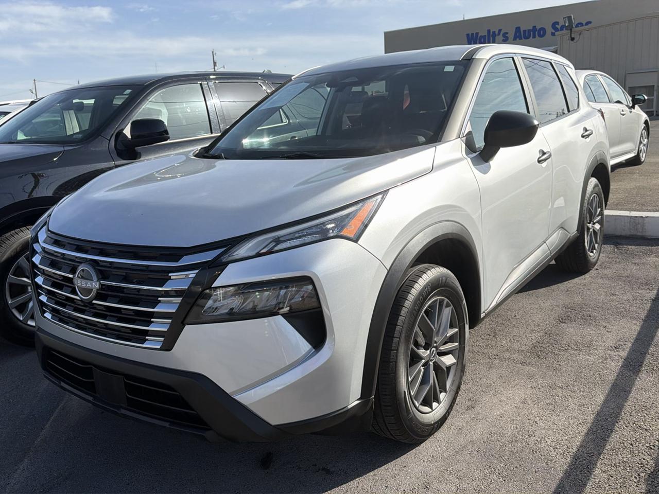 Nissan Rogue  2024