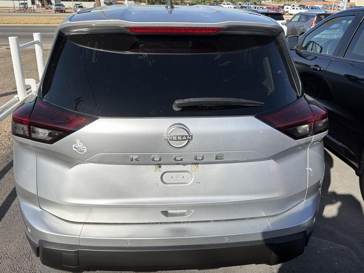 Nissan Rogue  2024