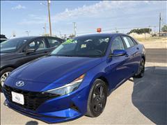 2023 Hyundai Elantra 