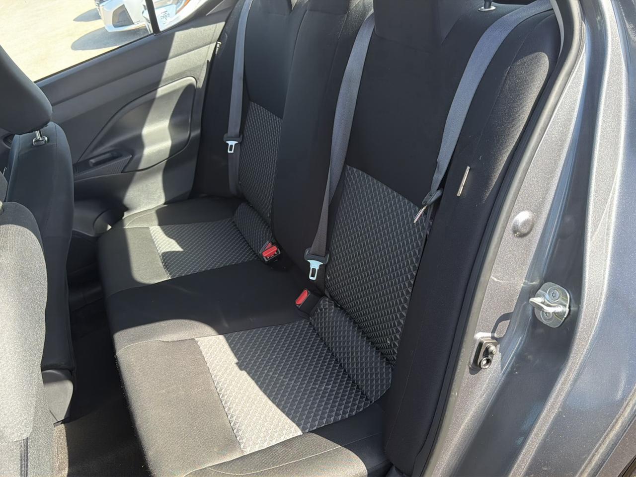 Nissan Versa  2024