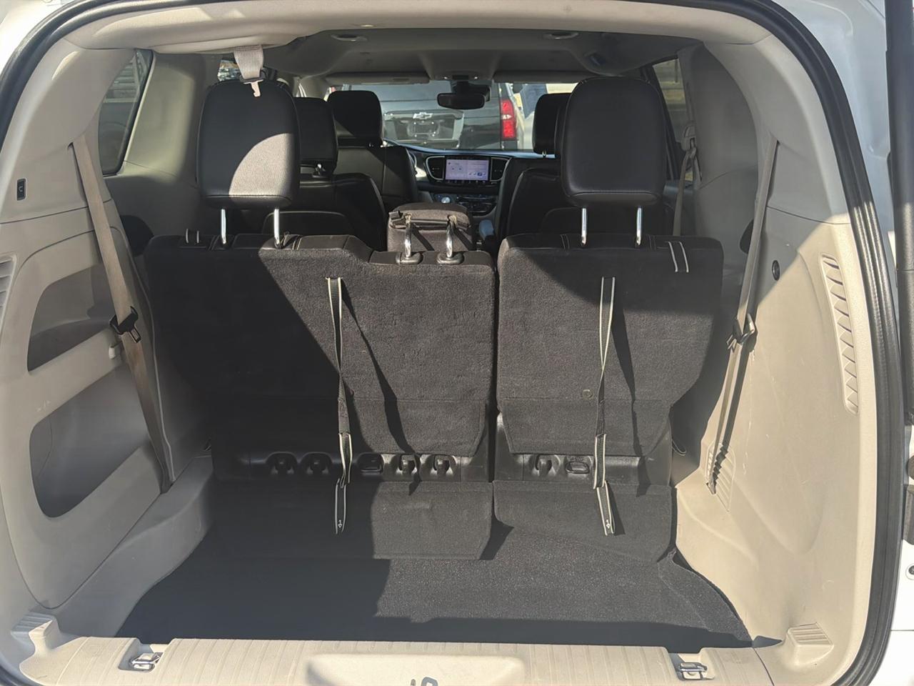 Chrysler Pacifica  2022
