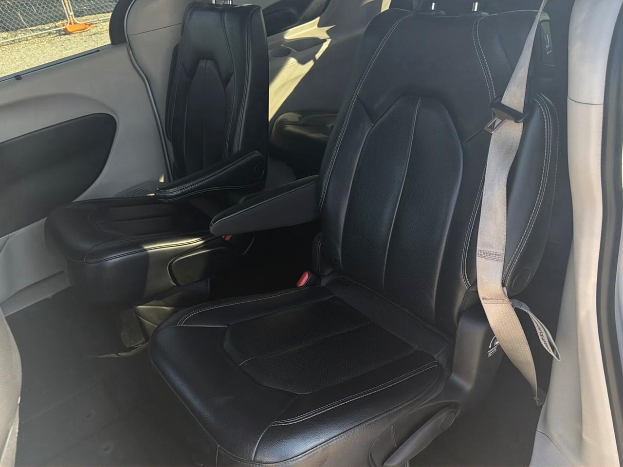 Chrysler Pacifica  2022