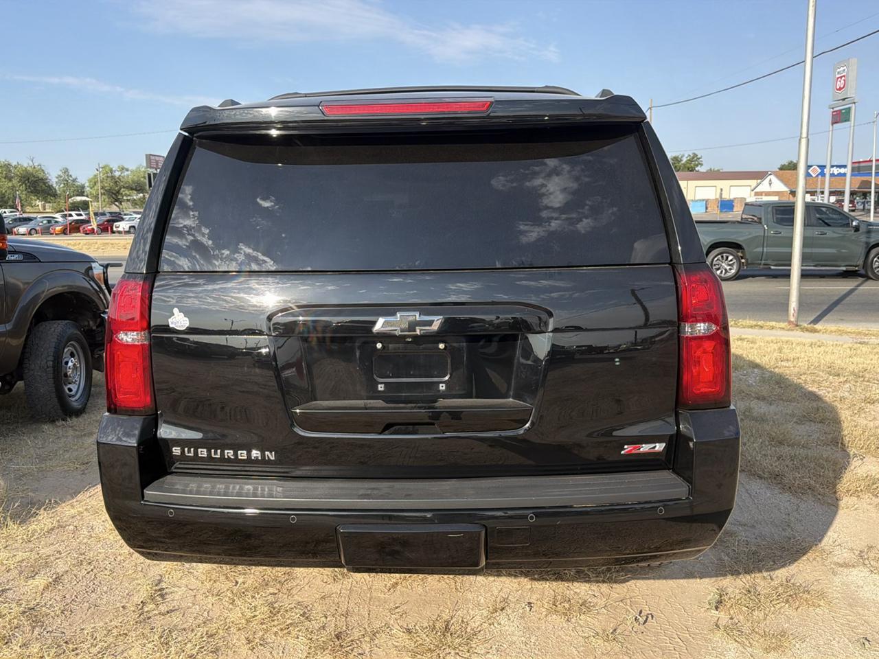 Chevrolet Suburban  2020