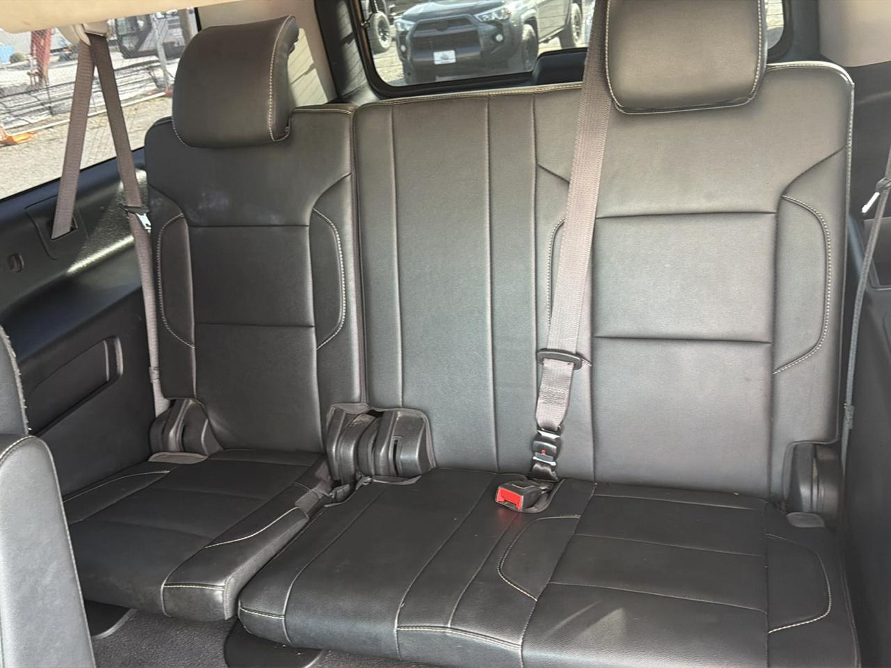 Chevrolet Suburban  2020